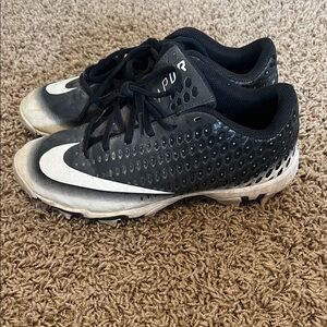 Nike Black and White Athletic Cleats